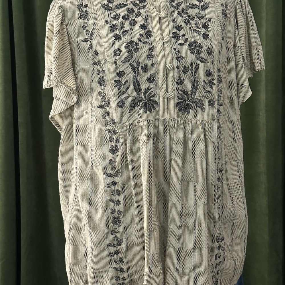 J. Jill Black Floral Embroidered Blouse - Cream